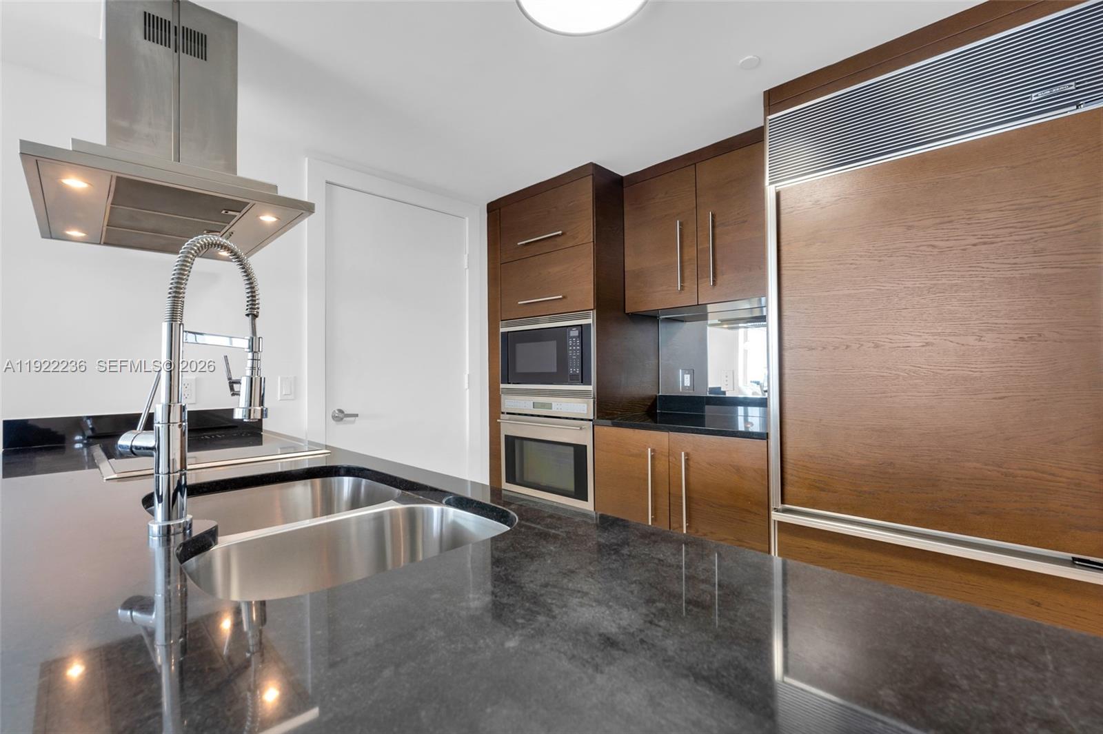 495 Brickell Ave #3511, Miami FL 33131