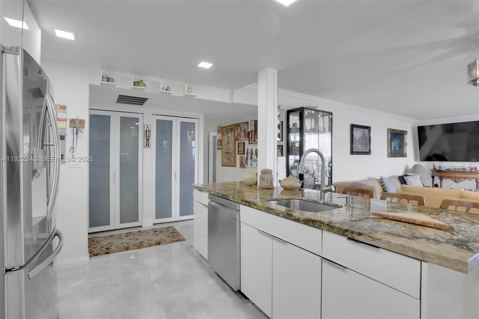 1149 Hillsboro Mile #1011, Hillsboro Beach FL 33062