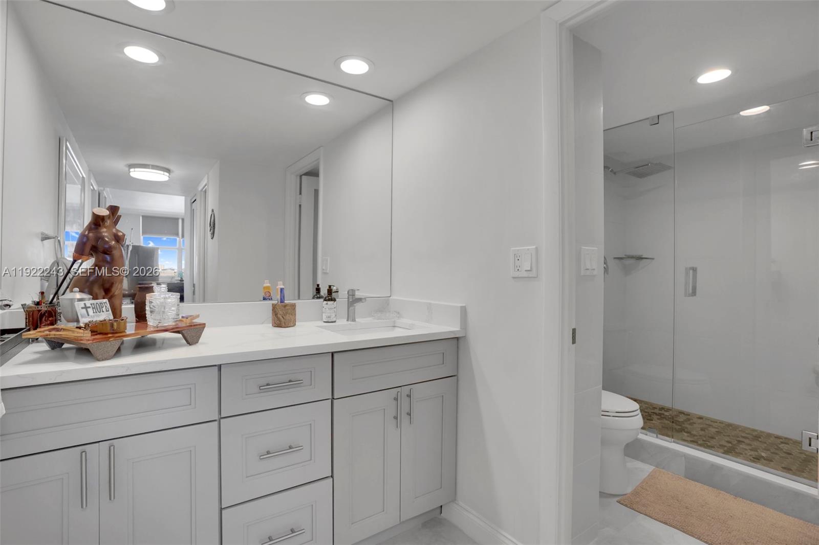 1149 Hillsboro Mile #1011, Hillsboro Beach FL 33062