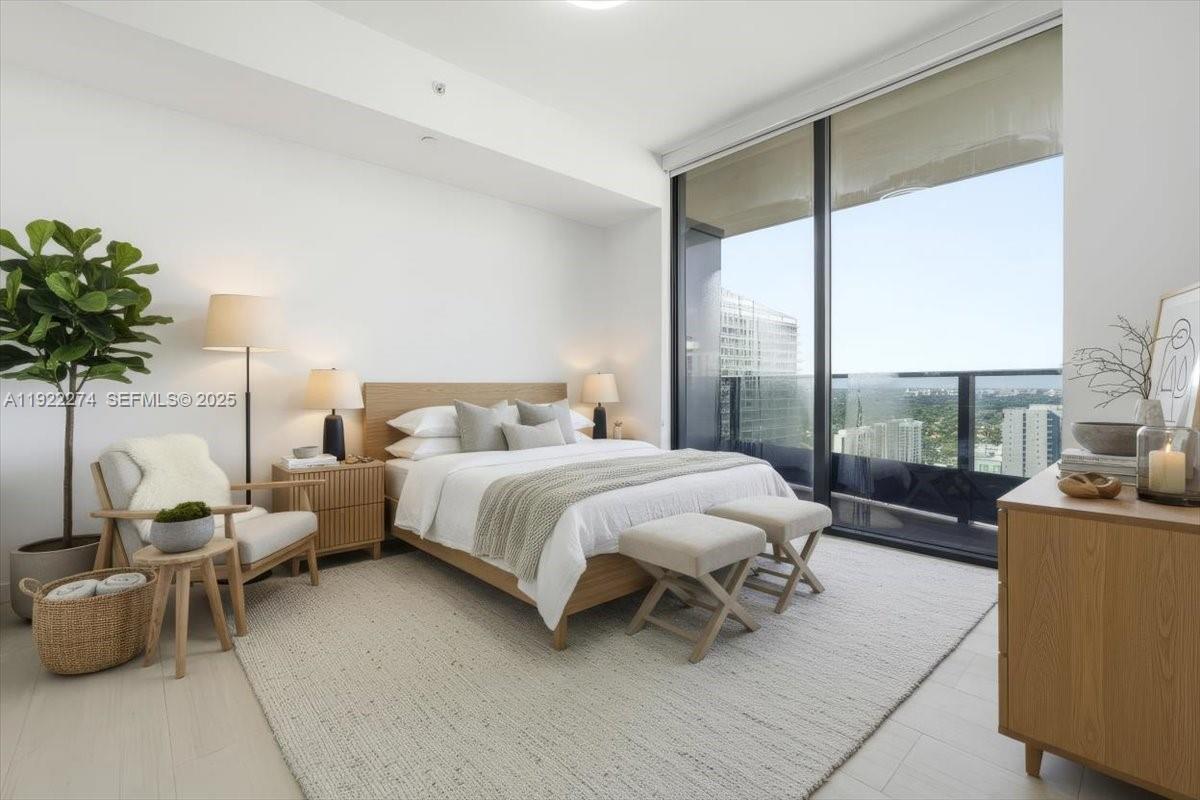 1000 Brickell Plz #3211, Miami FL 33131