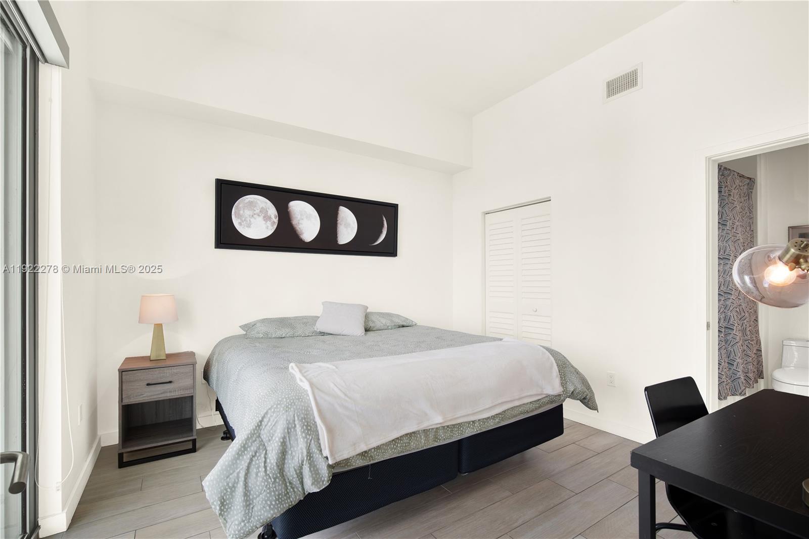 1600 SW 1st Ave #804, Miami FL 33129