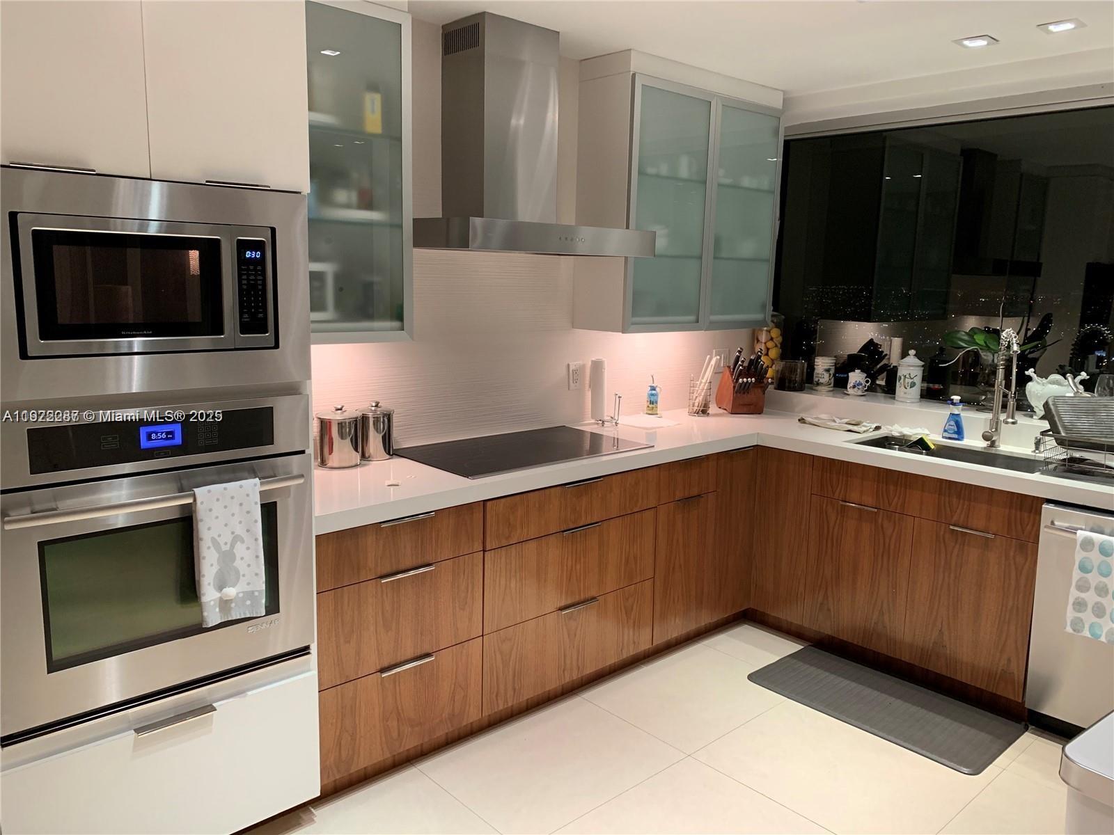 1541 Brickell Ave #A-3902, Miami FL 33129