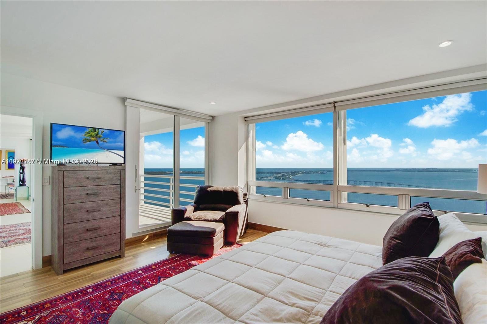 1541 Brickell Ave #A-3902, Miami FL 33129