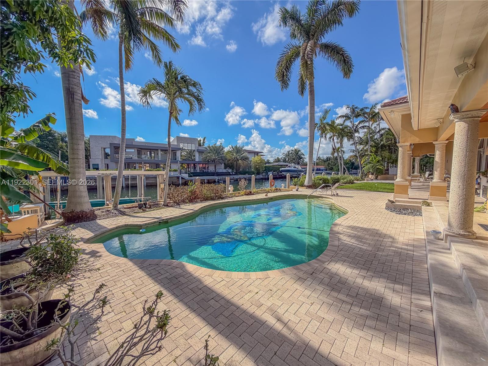 3220 NE 165th St, North Miami Beach FL 33160