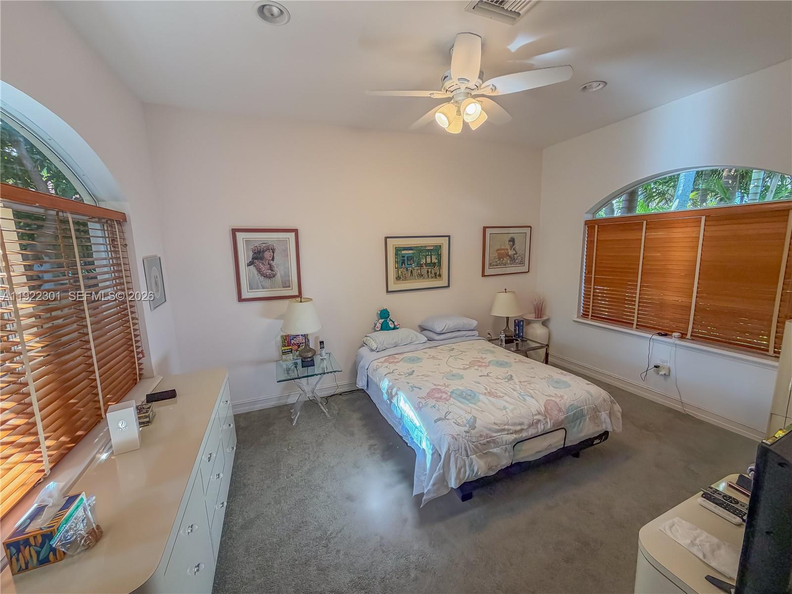 3220 NE 165th St, North Miami Beach FL 33160