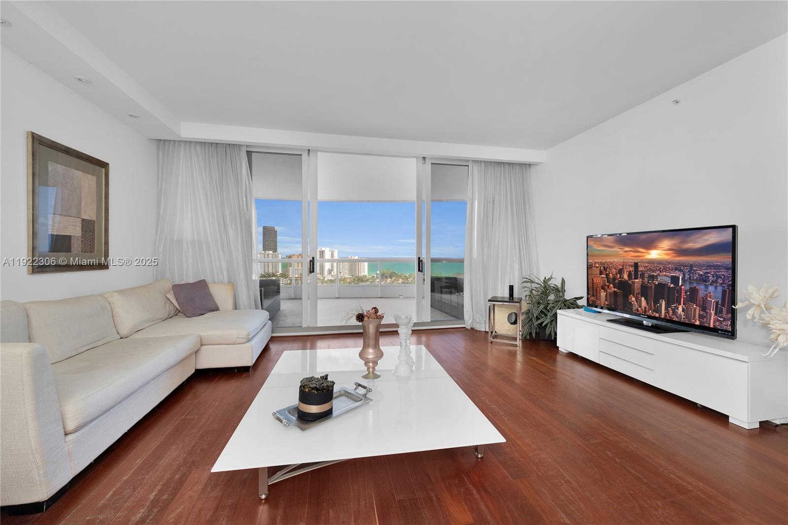 21050 Point Pl #2001, Aventura FL 33180