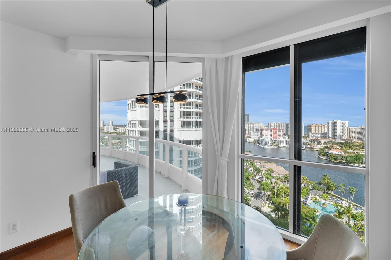 21050 Point Pl #2001, Aventura FL 33180