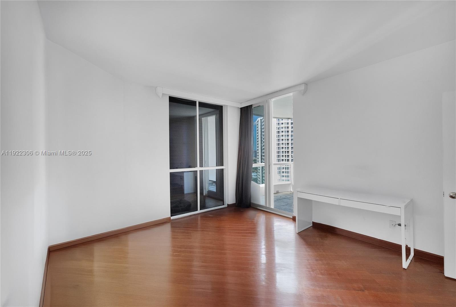21050 Point Pl #2001, Aventura FL 33180