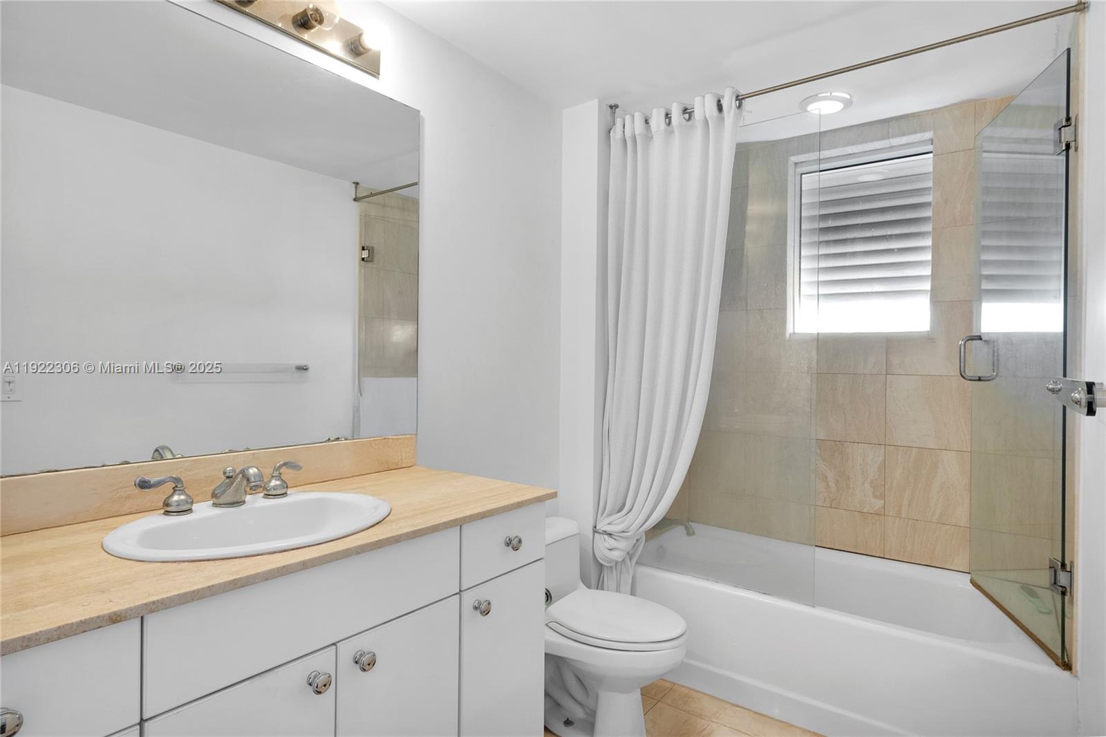 21050 Point Pl #2001, Aventura FL 33180