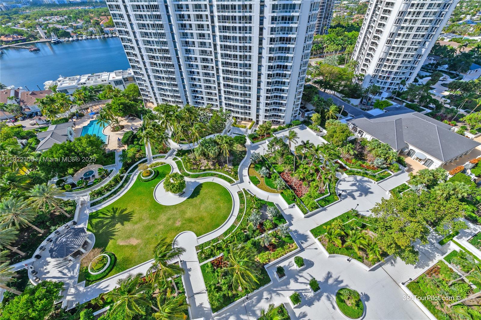 21050 Point Pl #2001, Aventura FL 33180