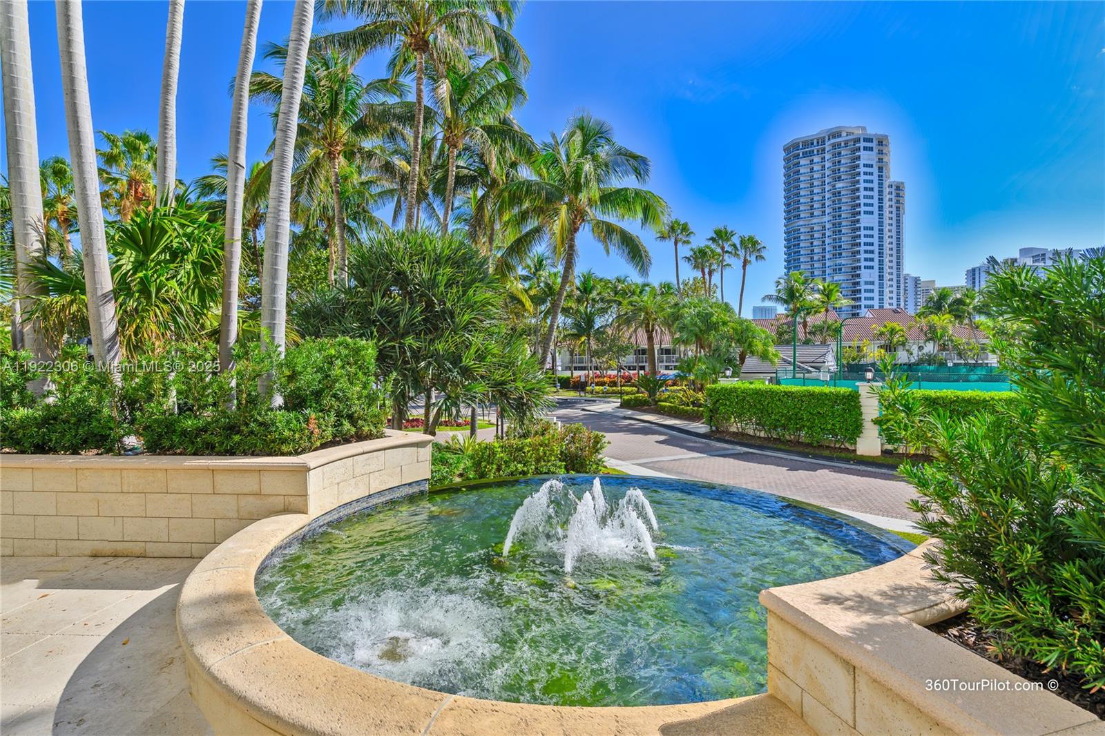 21050 Point Pl #2001, Aventura FL 33180