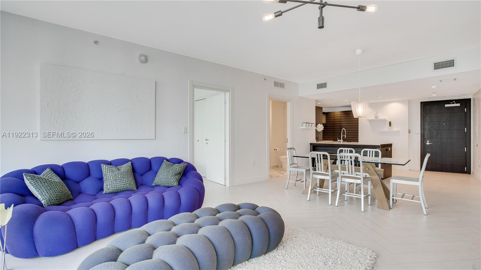 200 Biscayne Boulevard Way #3504, Miami FL 33131