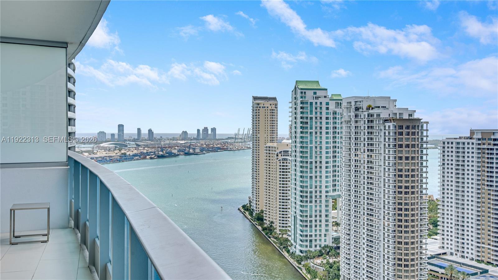 200 Biscayne Boulevard Way #3504, Miami FL 33131