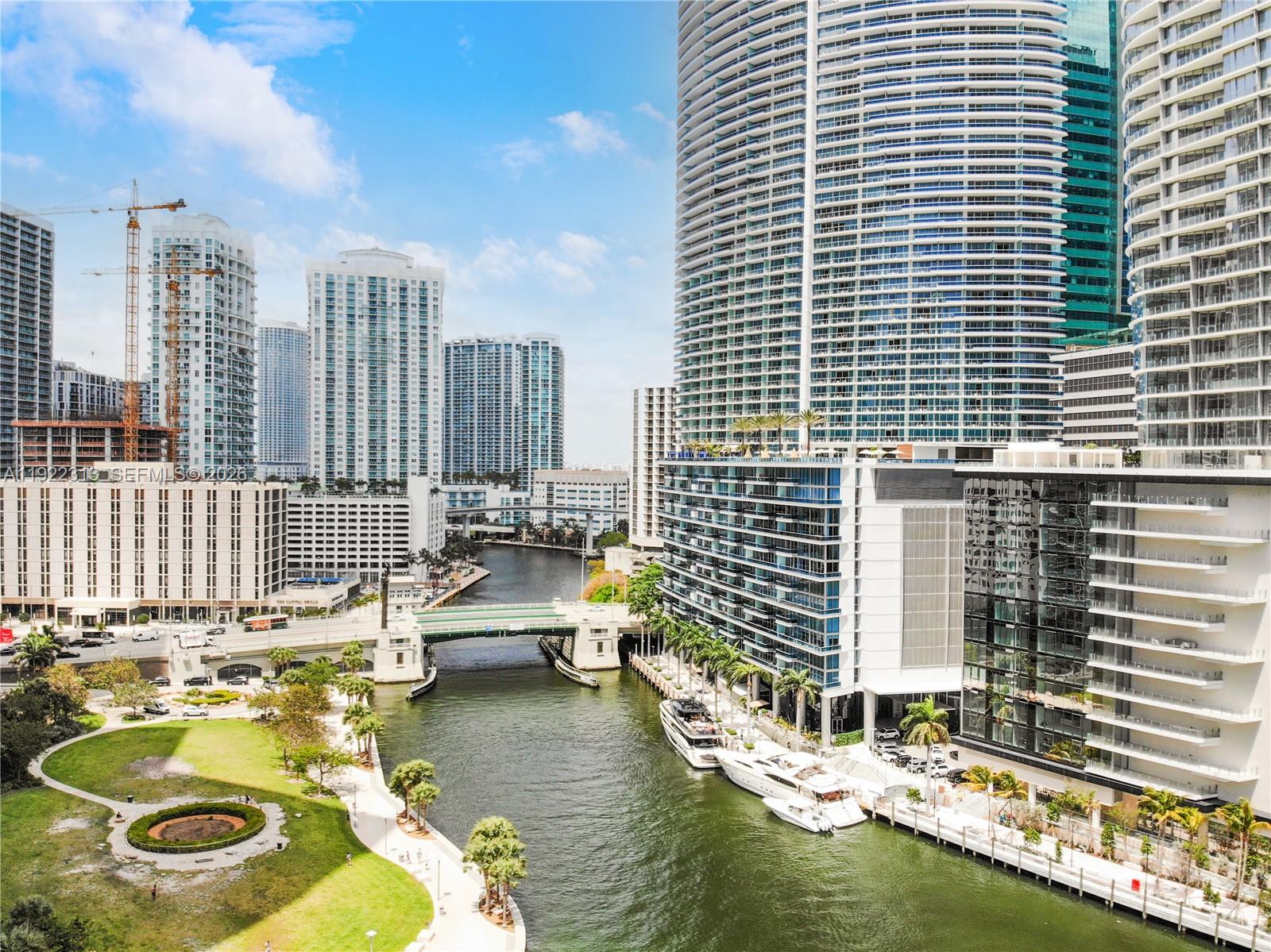 200 Biscayne Boulevard Way #3504, Miami FL 33131