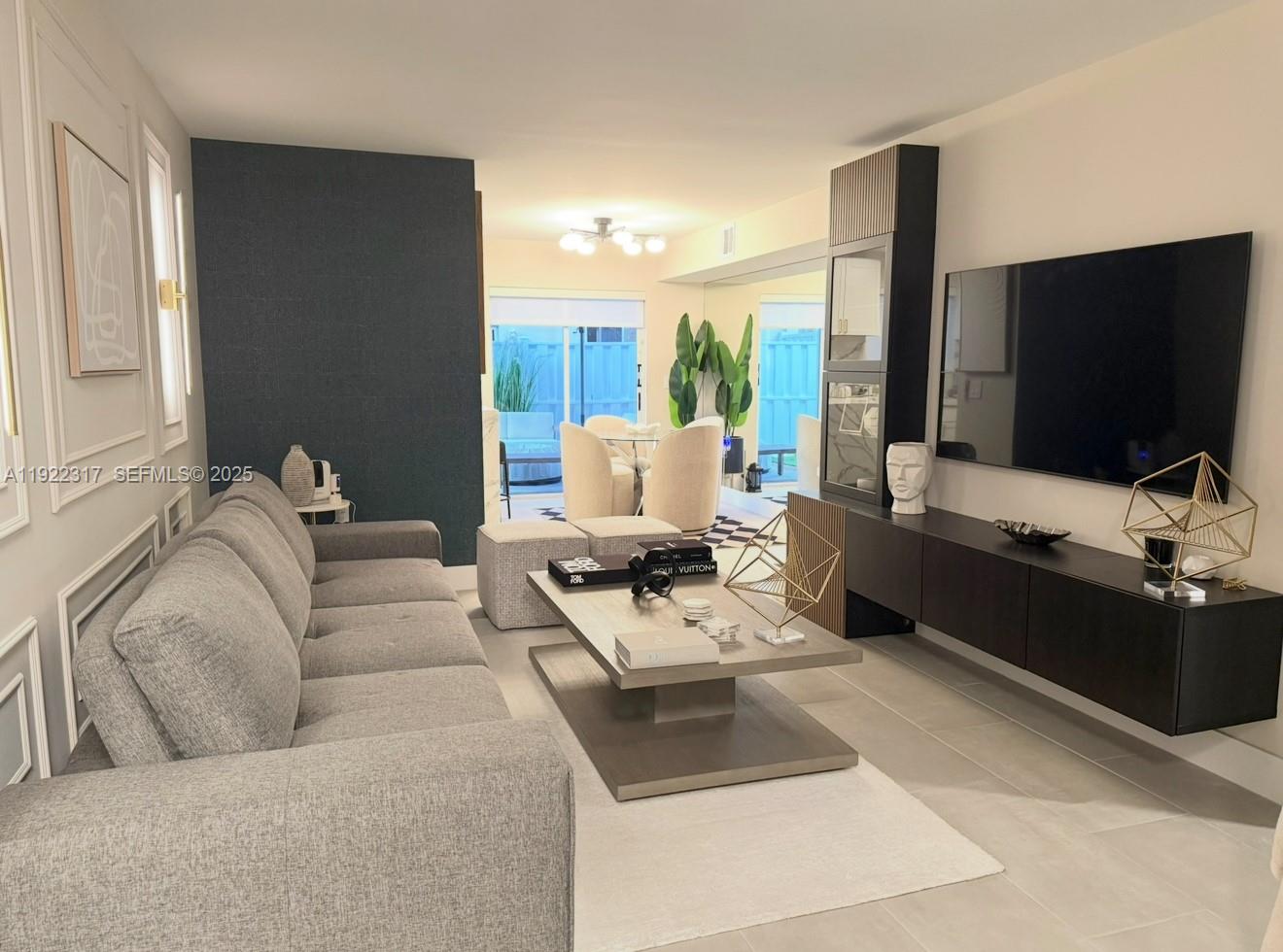 7775 NW 22nd Street #101, Pembroke Pines FL 33024