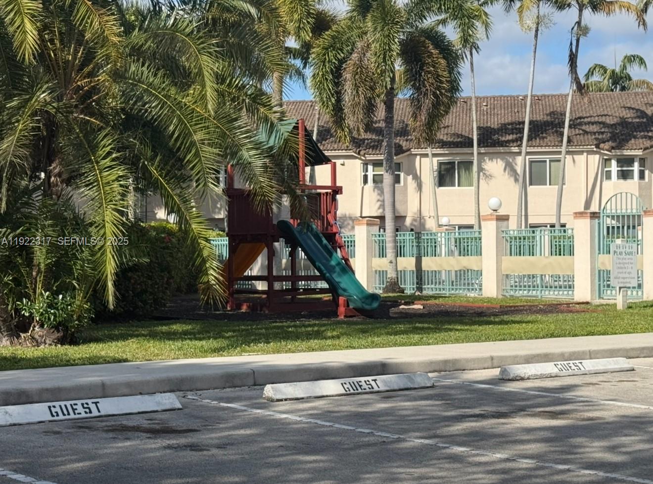 7775 NW 22nd Street #101, Pembroke Pines FL 33024