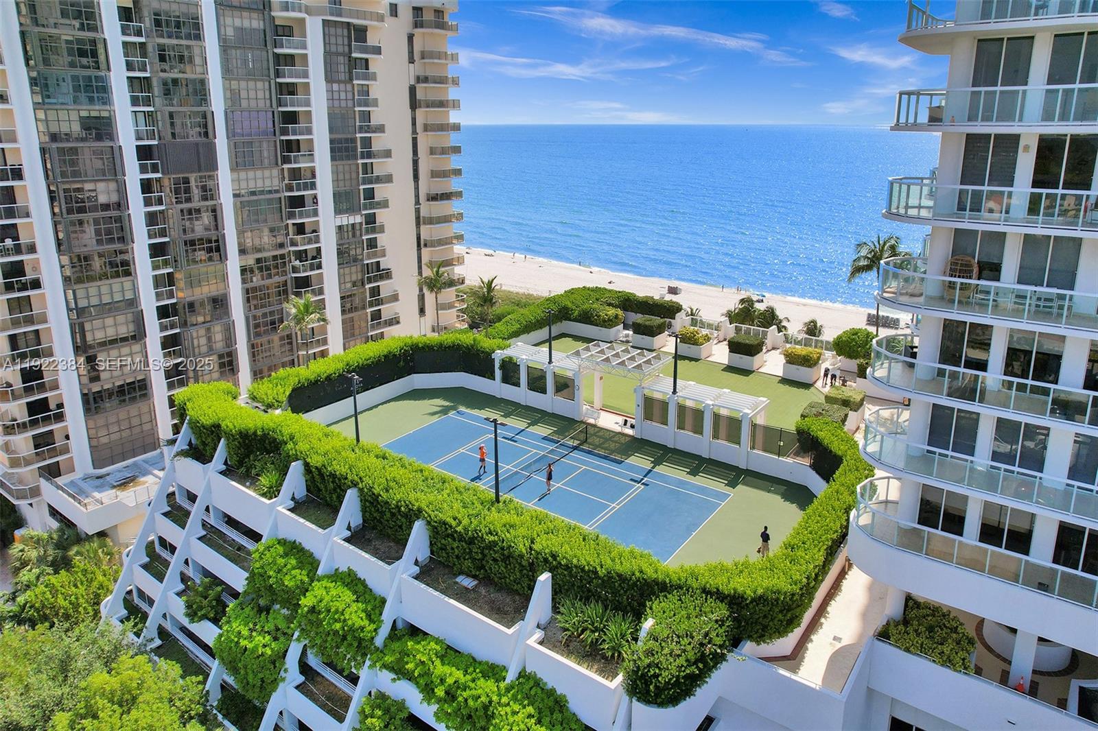 6365 Collins Ave #2711, Miami Beach FL 33141