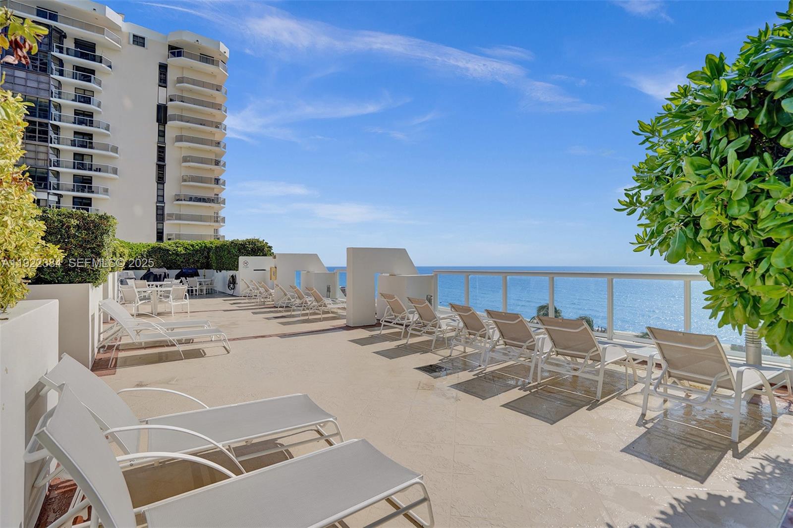 6365 Collins Ave #2711, Miami Beach FL 33141