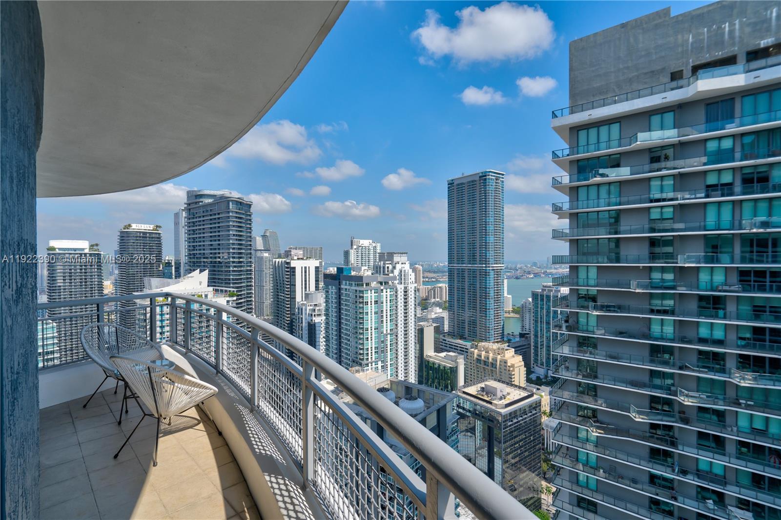 60 SW 13th St #4616, Miami FL 33130