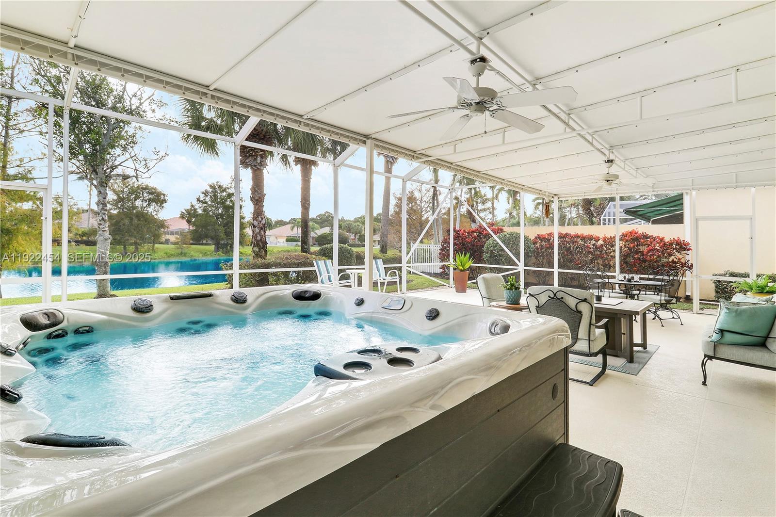5119 Magnolia Bay Cir, Palm Beach Gardens FL 33418