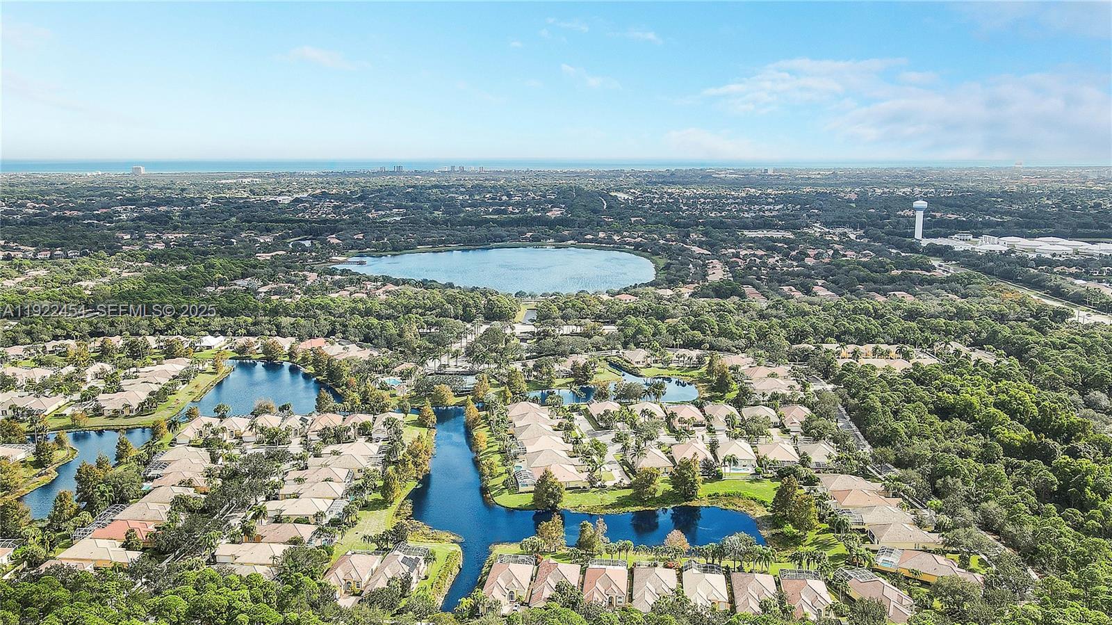 5119 Magnolia Bay Cir, Palm Beach Gardens FL 33418