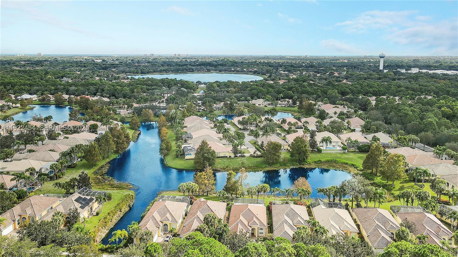 5119 Magnolia Bay Cir, Palm Beach Gardens FL 33418