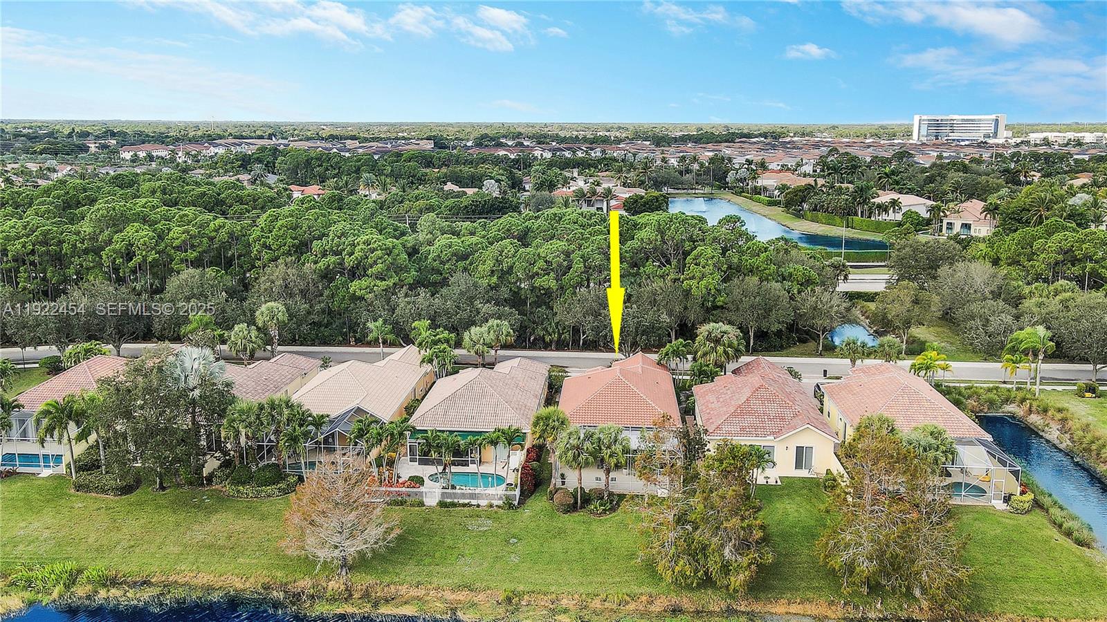 5119 Magnolia Bay Cir, Palm Beach Gardens FL 33418