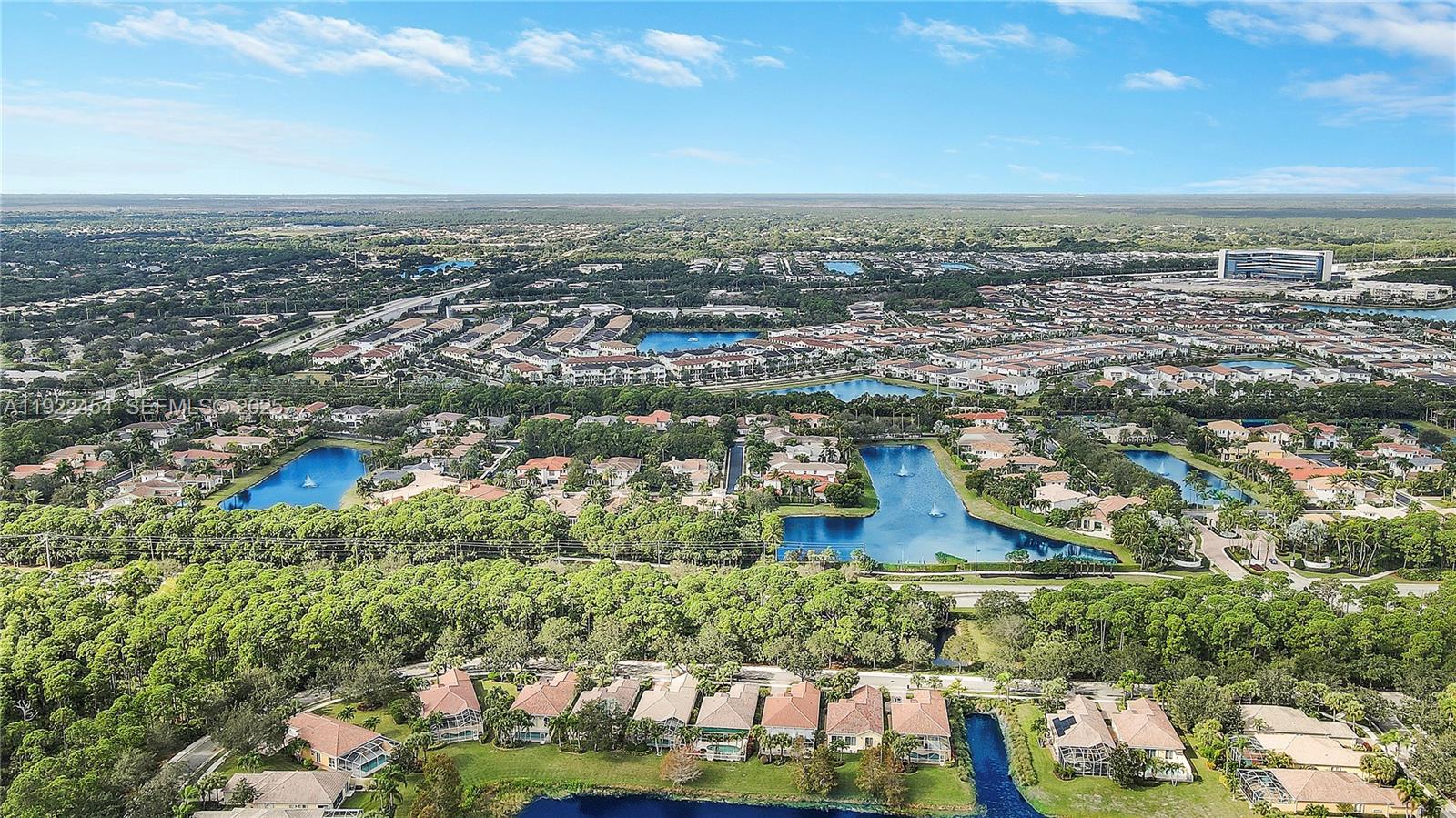 5119 Magnolia Bay Cir, Palm Beach Gardens FL 33418