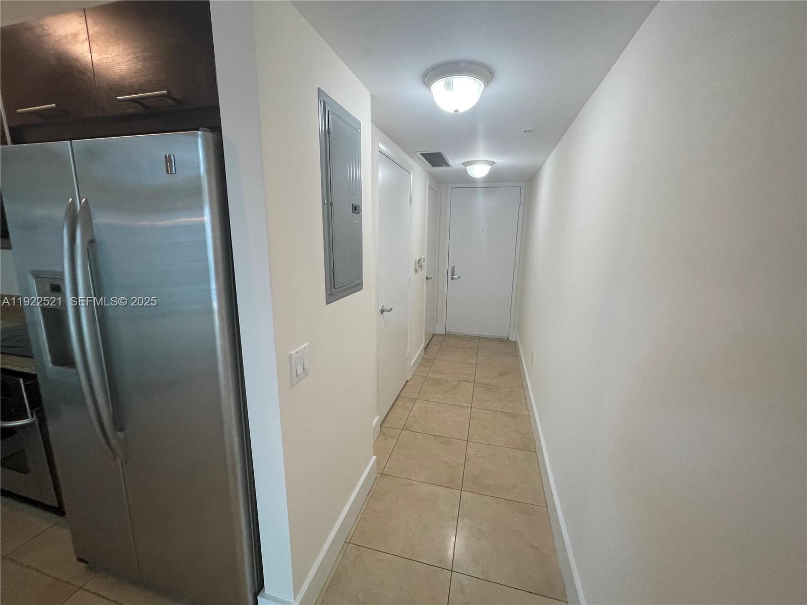 41 SE 5th St #914, Miami FL 33131