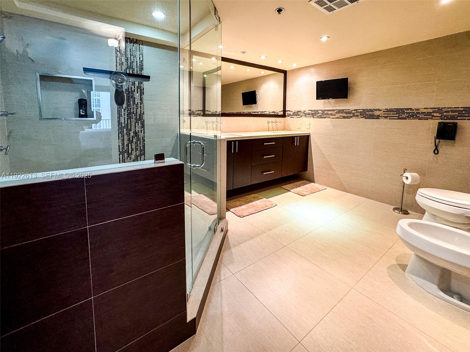 8877 Collins Ave #809, Surfside FL 33154