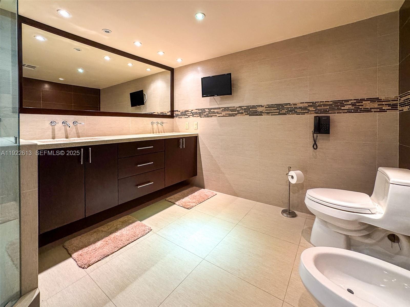 8877 Collins Ave #809, Surfside FL 33154