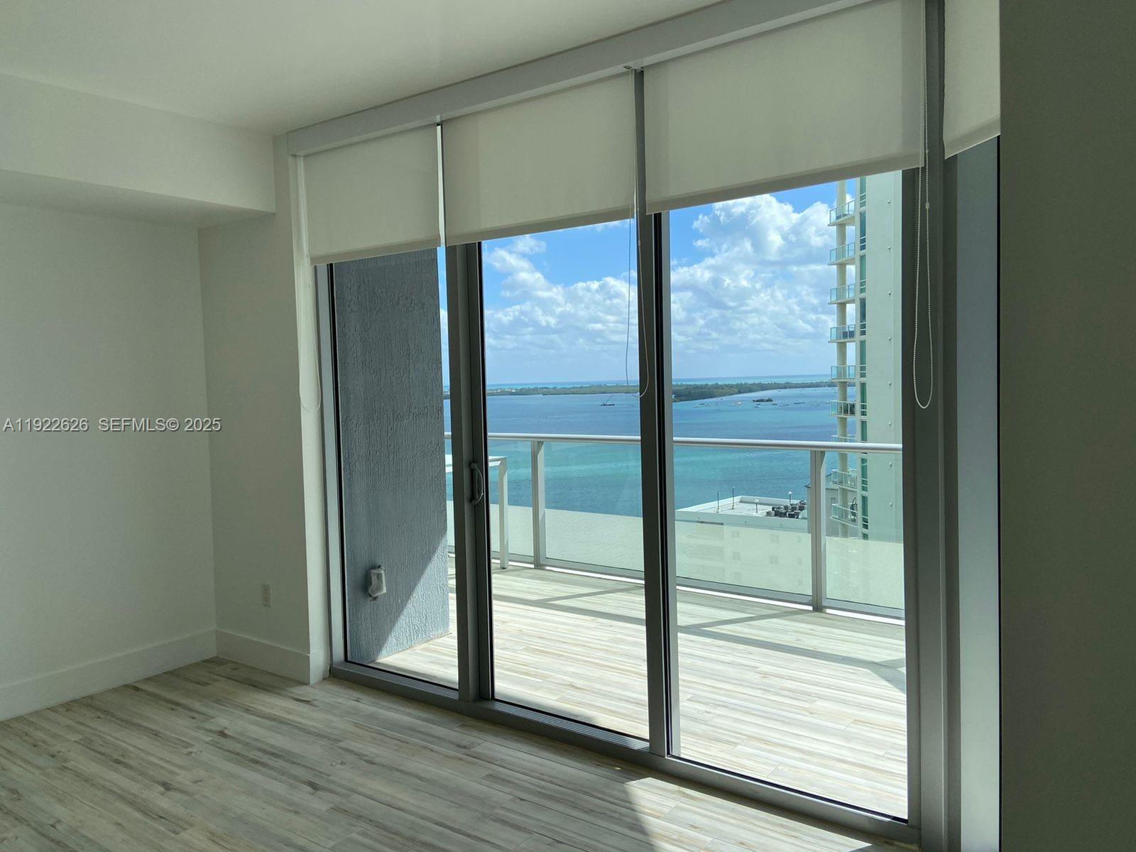 1300 Brickell Bay Dr #2203, Miami FL 33131