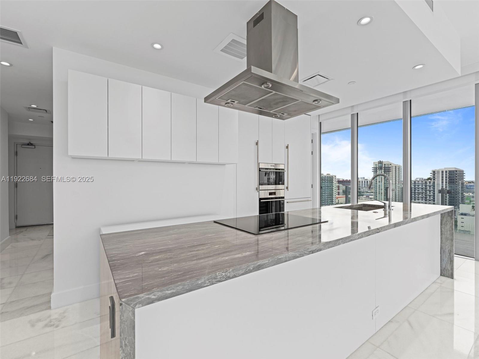 700 NE 26th Ter #1706, Miami FL 33137