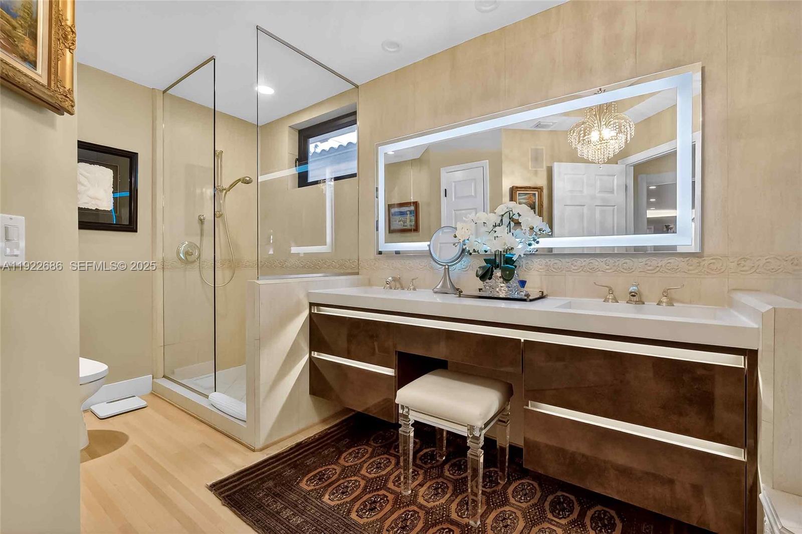 7724 Hawthorne Ave, Miami Beach FL 33141
