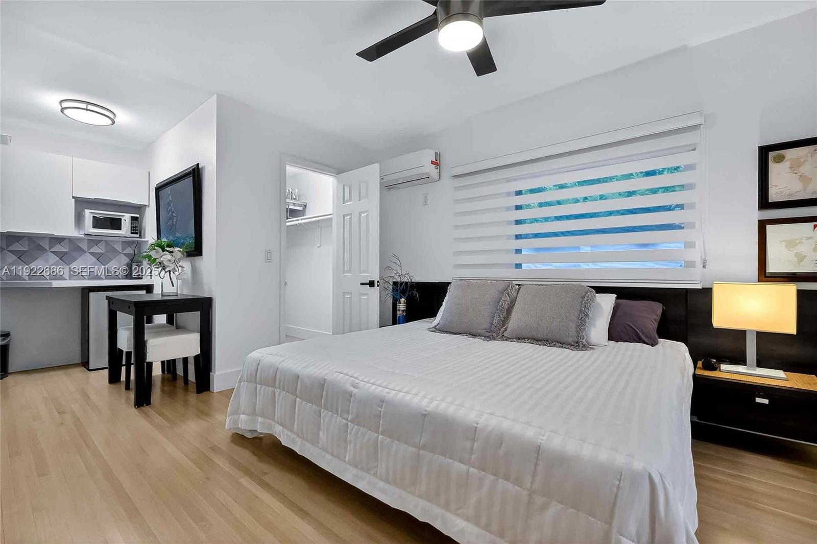 7724 Hawthorne Ave, Miami Beach FL 33141