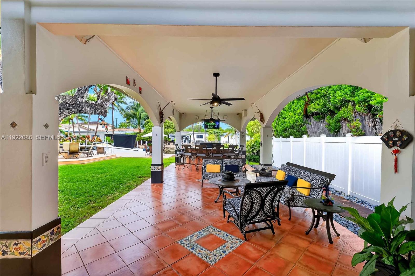 7724 Hawthorne Ave, Miami Beach FL 33141