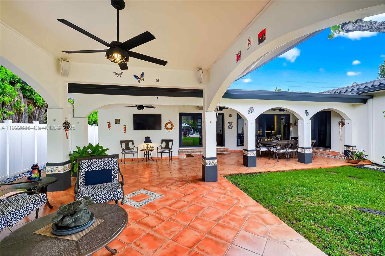 7724 Hawthorne Ave, Miami Beach FL 33141