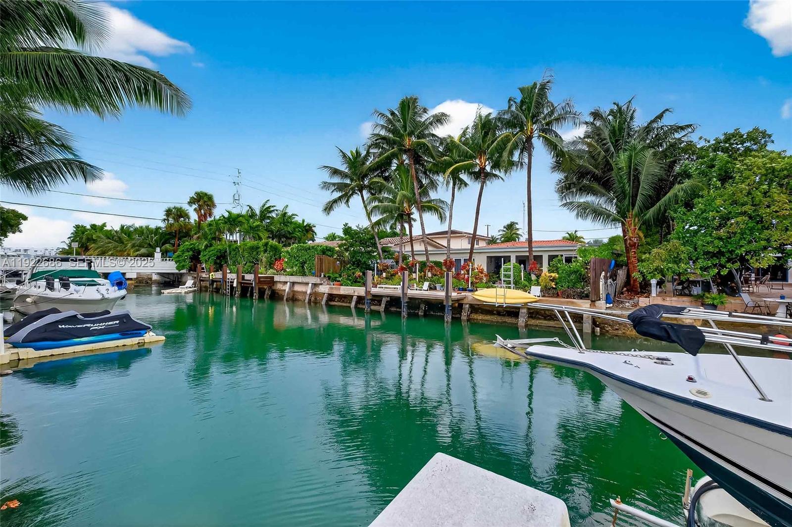 7724 Hawthorne Ave, Miami Beach FL 33141
