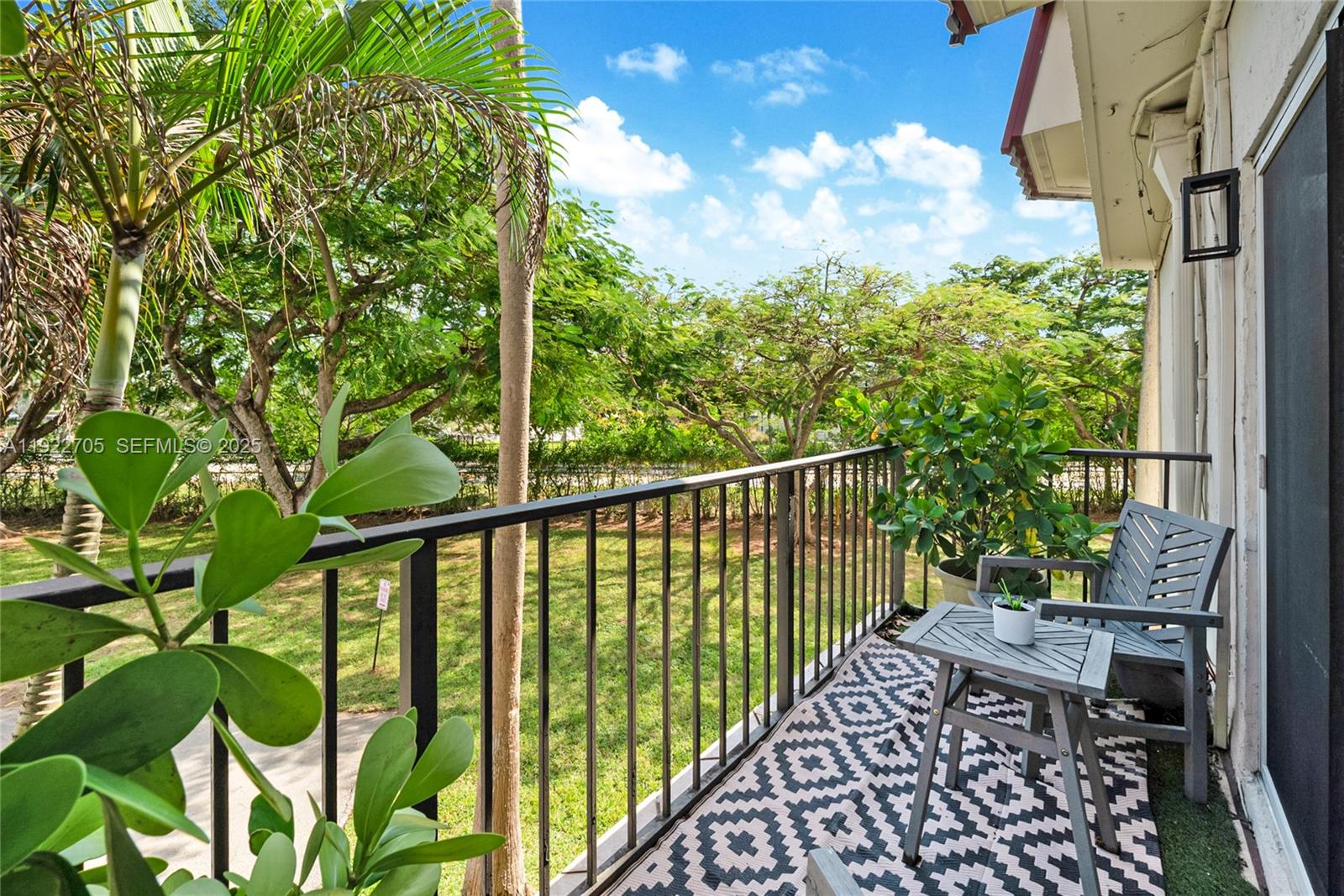 8650 SW 67th Ave #1042, Pinecrest FL 33156