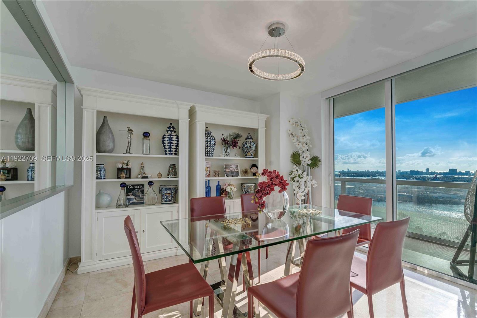50 Biscayne Blvd #2804, Miami FL 33132