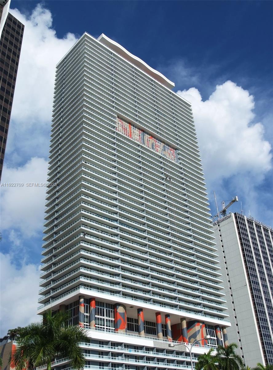 50 Biscayne Blvd #2804, Miami FL 33132