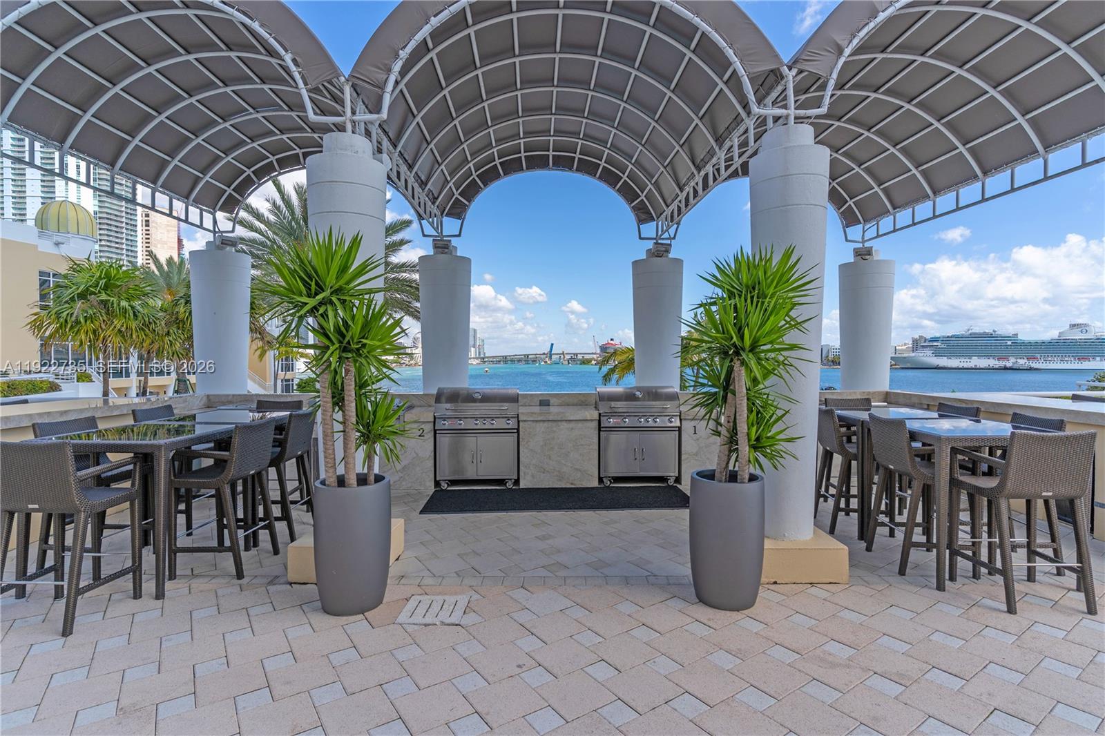 808 Brickell Key Dr #3603, Miami FL 33131
