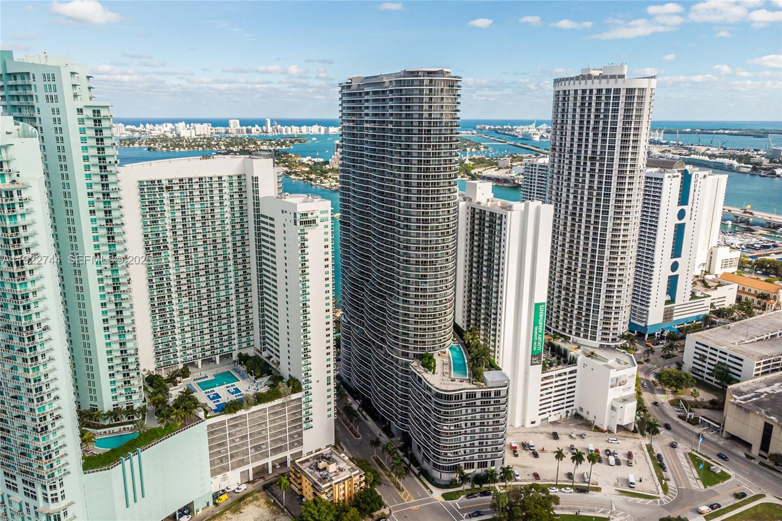 488 NE 18th St #2311, Miami FL 33132