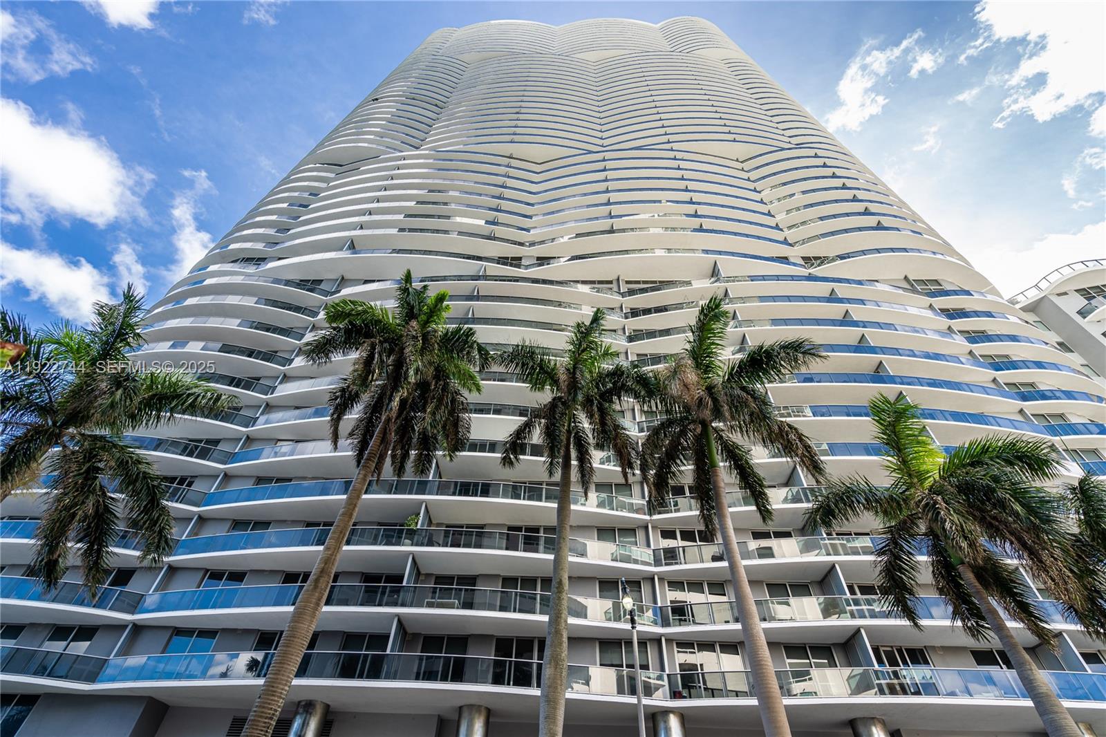 488 NE 18th St #2311, Miami FL 33132