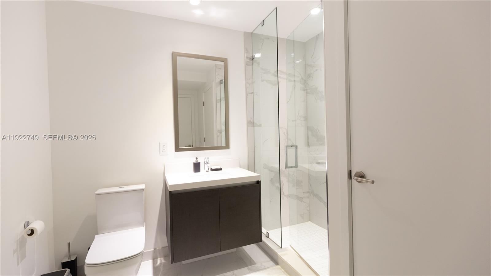 851 NE 1st Ave #3309, Miami FL 33132