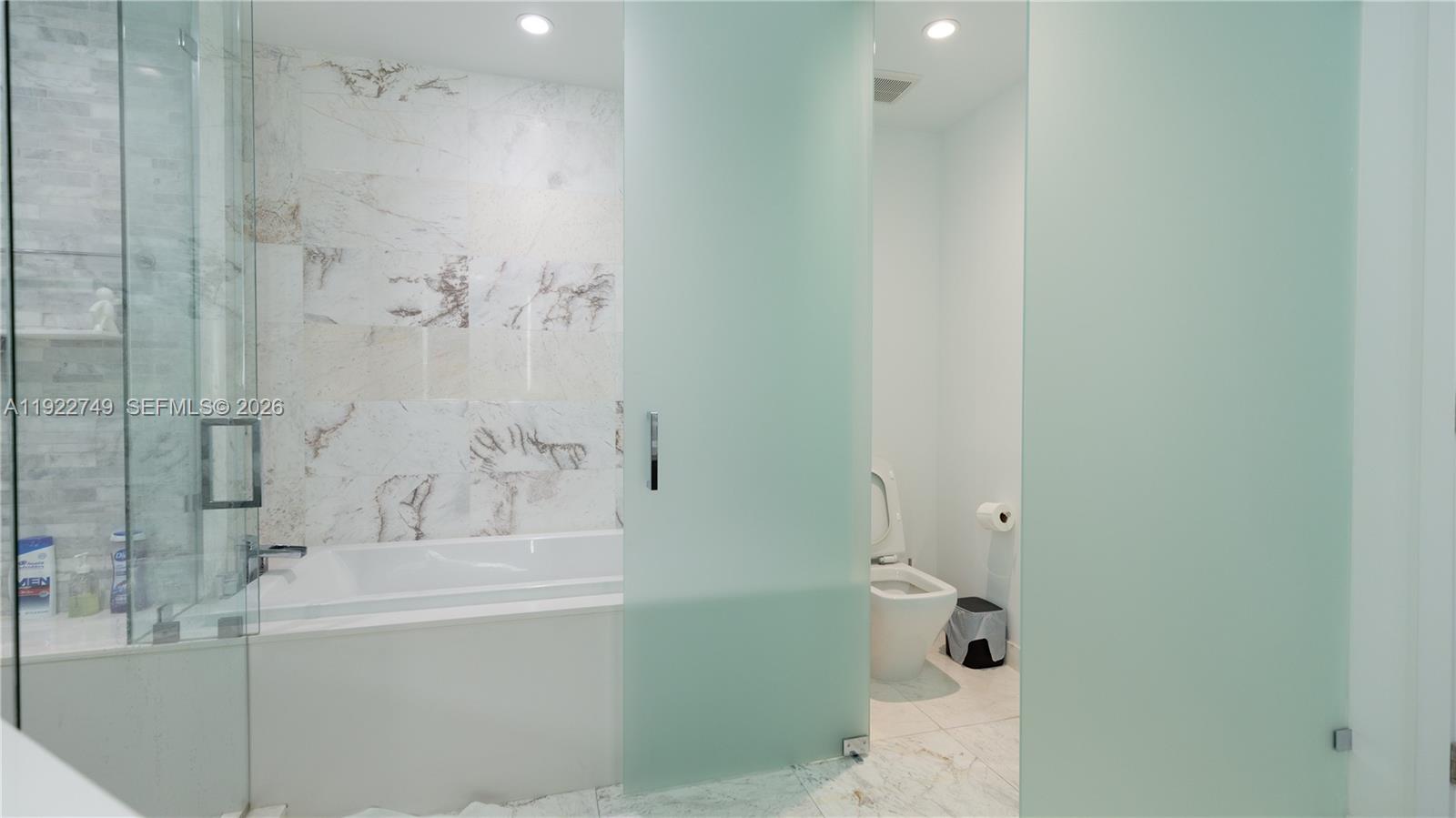 851 NE 1st Ave #3309, Miami FL 33132