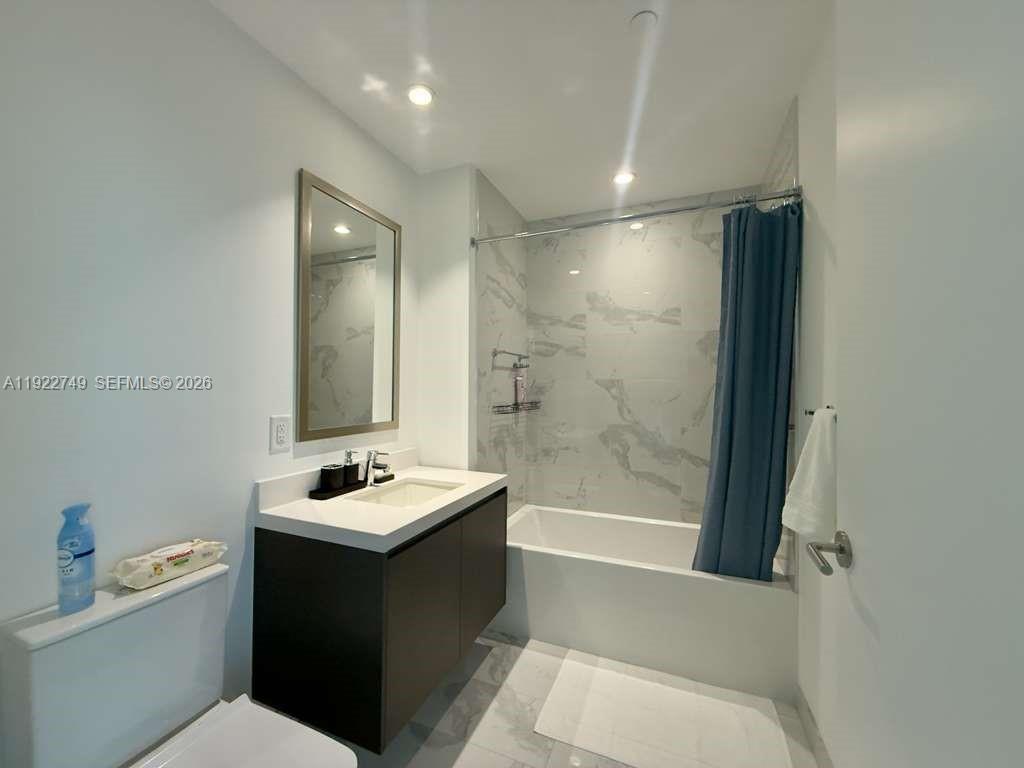 851 NE 1st Ave #3309, Miami FL 33132