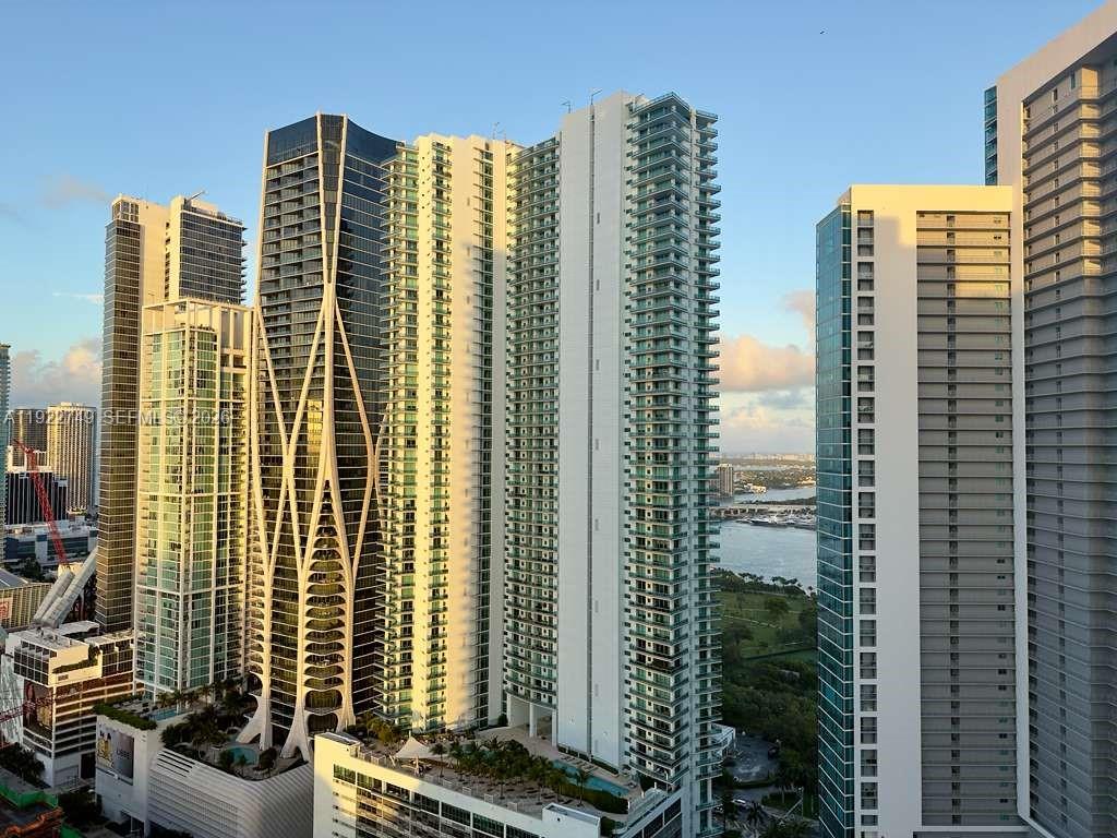 851 NE 1st Ave #3309, Miami FL 33132