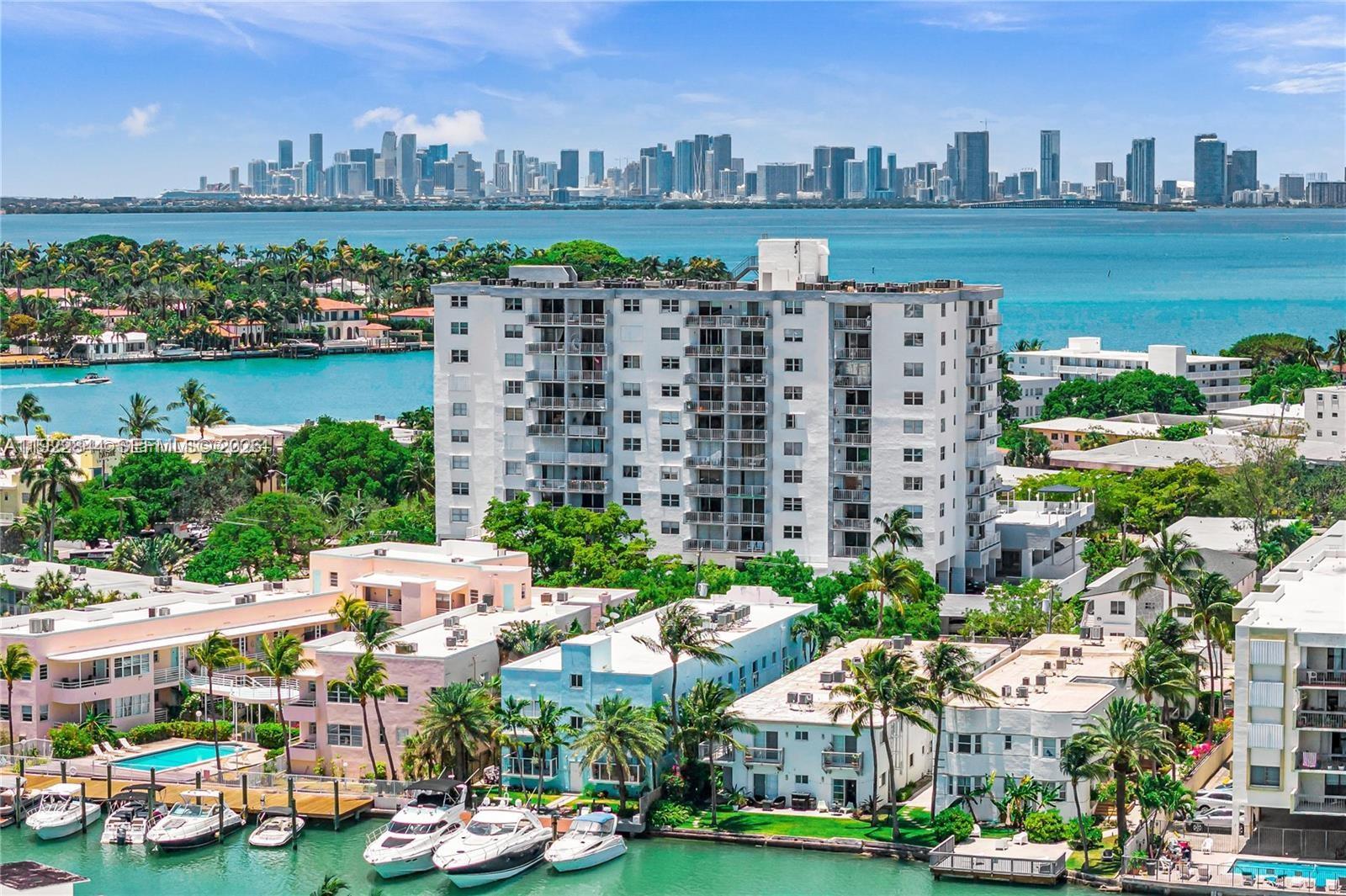 6900 Bay Dr #7A, Miami Beach FL 33141