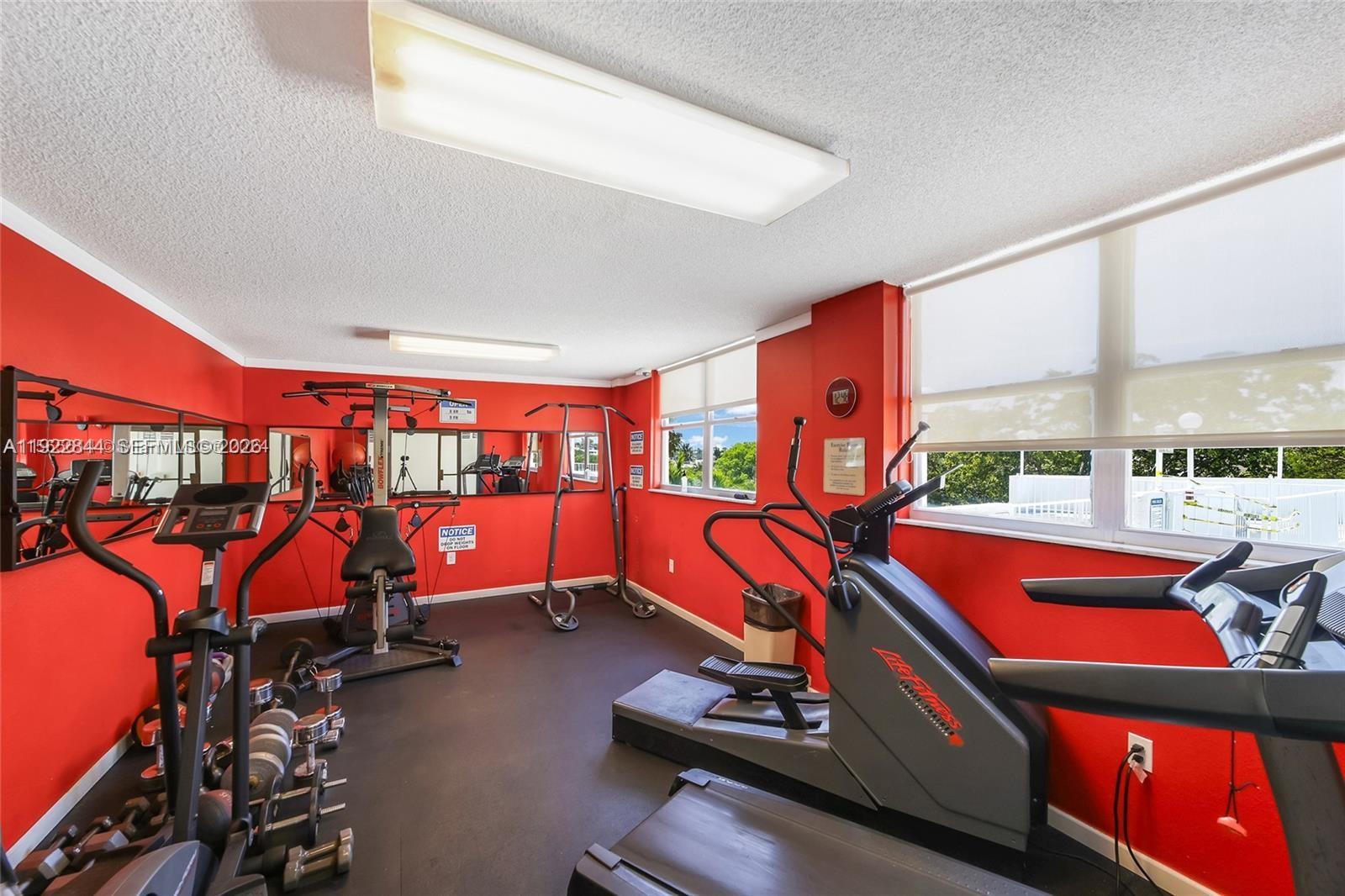 6900 Bay Dr #7A, Miami Beach FL 33141